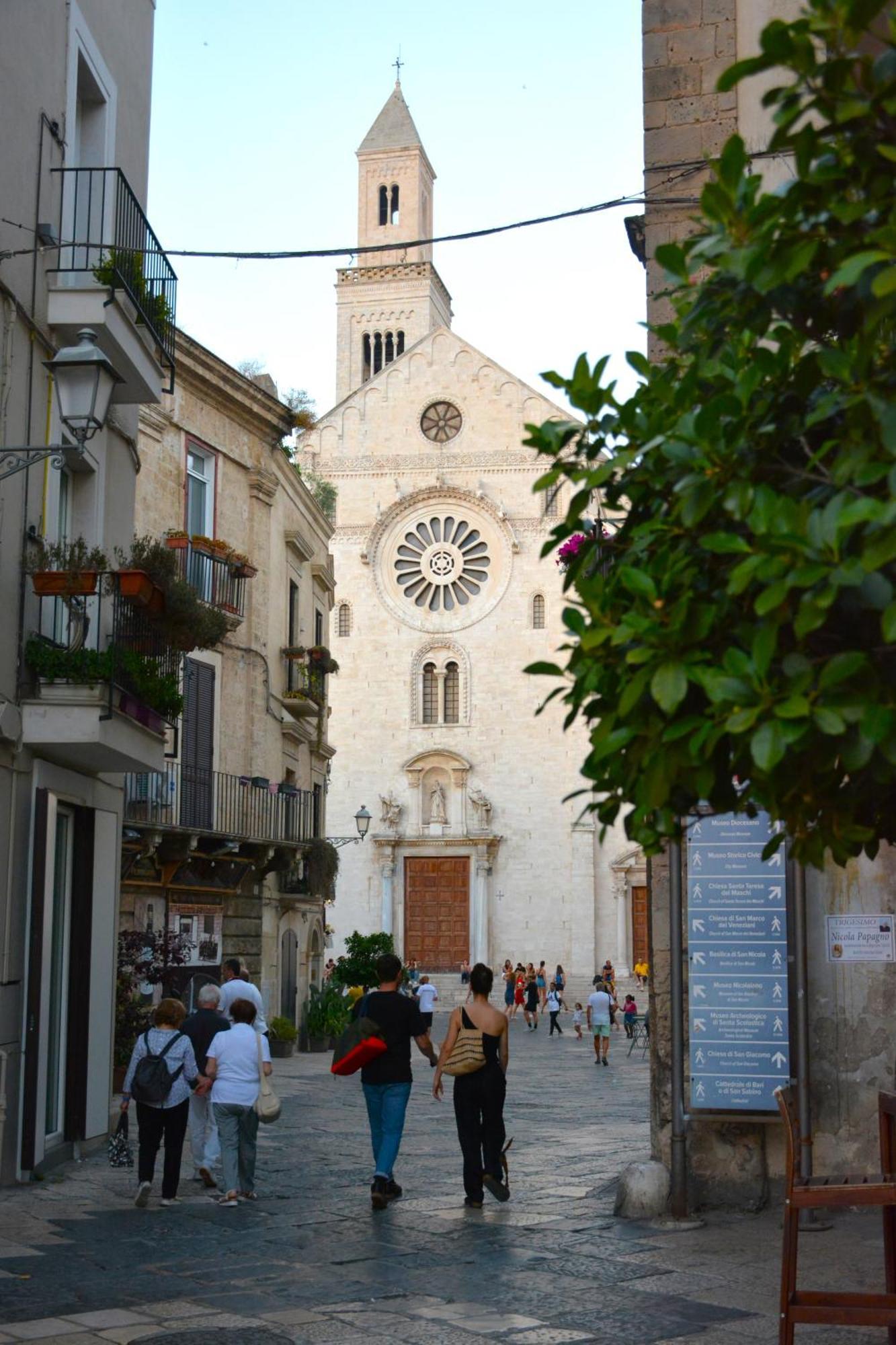 Apartmán Casa Chloe - Vicino Al Porto E Basilica San Nicola Bari Exteriér fotografie